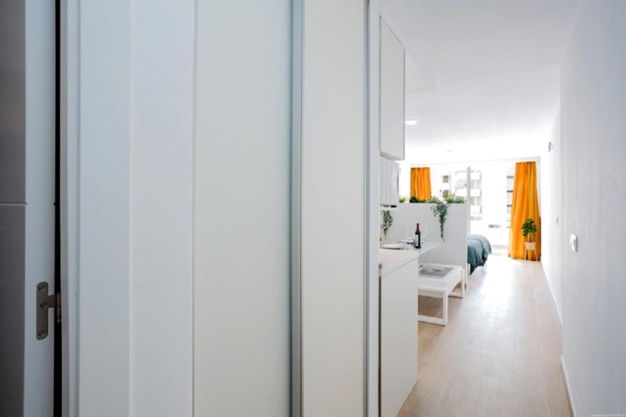 319 Modern Accommodation,Sea View, Wi Fi And Pool Playa de las Americas  Luaran gambar