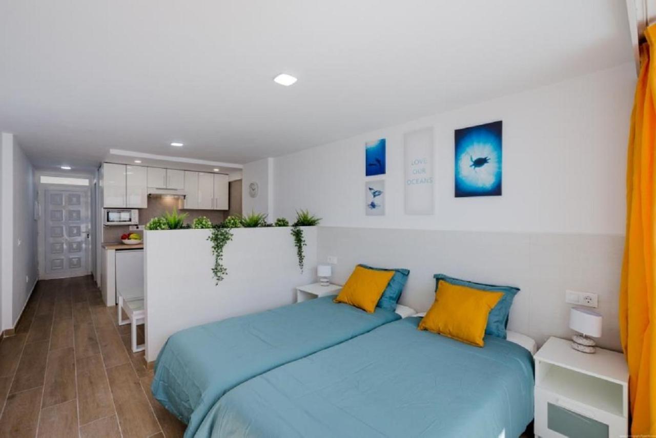 319 Modern Accommodation,Sea View, Wi Fi And Pool Playa de las Americas  Luaran gambar